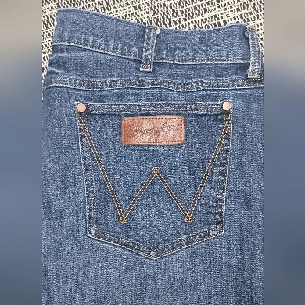 Wrangler Retro Slimboot Leather Patch Men's Jeans 40